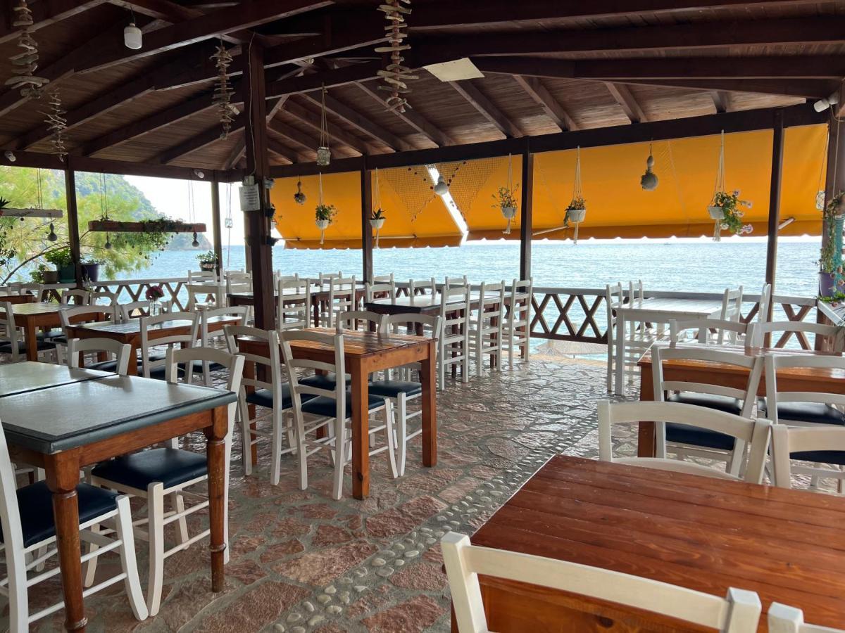 Hotel Potami Beach - Mondi Goro Himare Eksteriør bilde