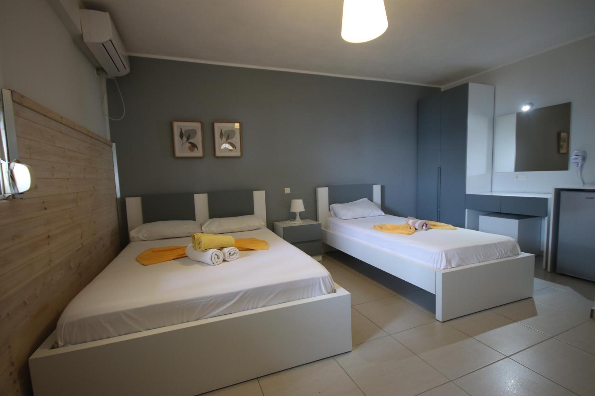 Hotel Potami Beach - Mondi Goro Himare Eksteriør bilde
